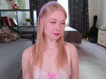 AmyLouWood  live sex cam