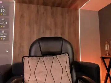 GiannaWatson  live sex cam