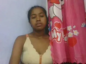 Phaniah1a  live sex cam