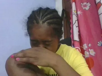 Phaniah1a  live sex cam