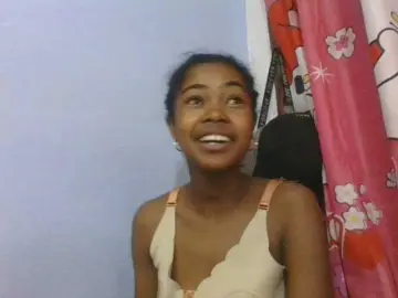 Phaniah1a  live sex cam
