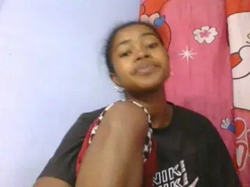 Phaniah1a  live sex cam