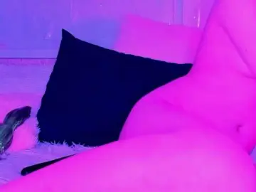 SweetSadness  live sex cam