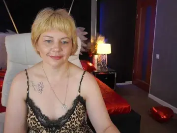 AmiraNight  live sex cam