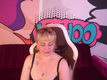 AmiraNight  live sex cam