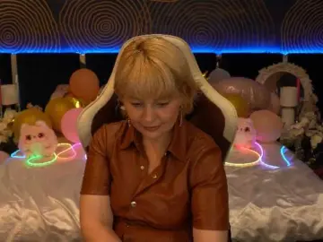 AmiraNight  live sex cam