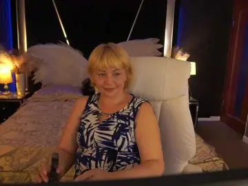 AmiraNight  live sex cam