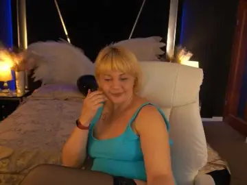 AmiraNight  live sex cam