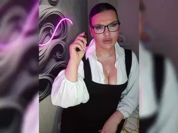 Brunetochkaaa  live sex cam