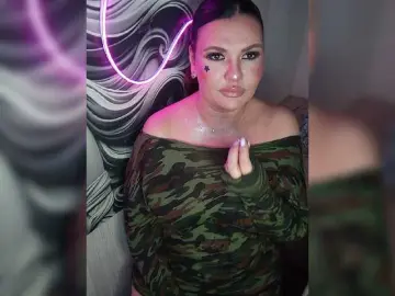 Brunetochkaaa  live sex cam