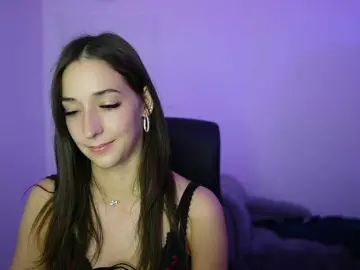 Crystalbrunette18  live sex cam