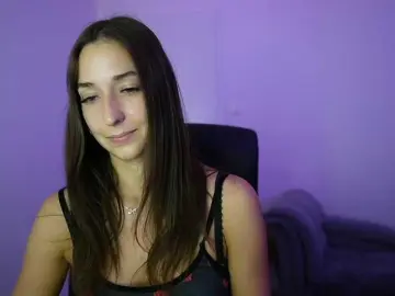 Crystalbrunette18  live sex cam