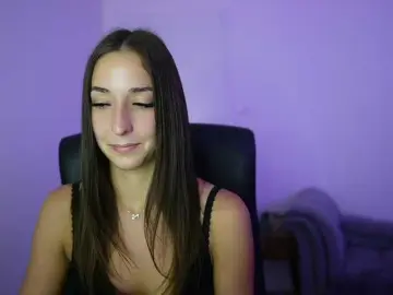 Crystalbrunette18  live sex cam