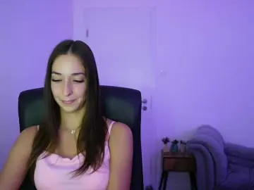 Crystalbrunette18  live sex cam