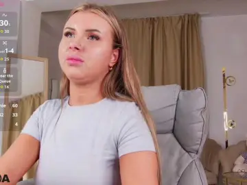 JuliahBlanc  live sex cam