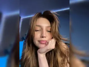 Kyrymi  live sex cam