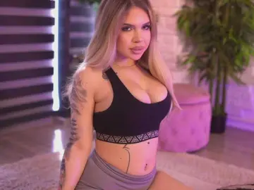 MaevaRey  live sex cam