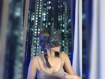 Sinandskin  live sex cam
