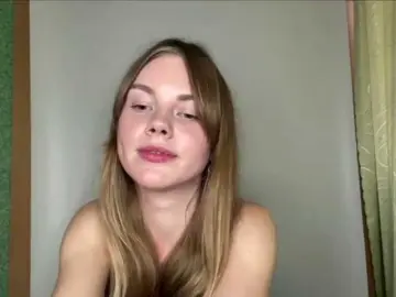 SunStrike  live sex cam