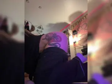 Villanelle  live sex cam