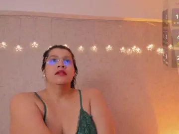 Salome-oz  live sex cam