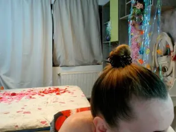 AnneDevrim  live sex cam