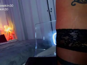 Iammazeekiin30xx  live sex cam