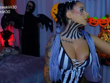 Iammazeekiin30xx  live sex cam