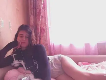 KristinaScott  live sex cam