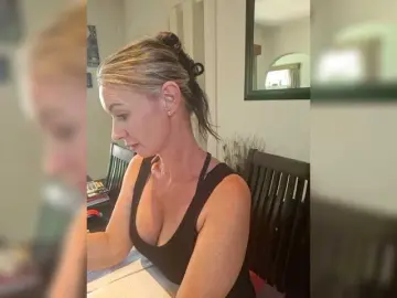 Lionessss  live sex cam