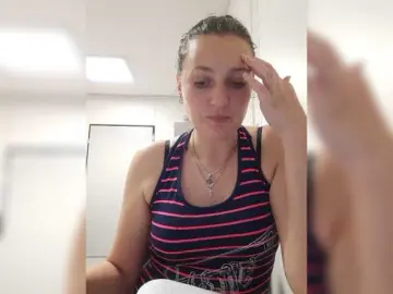 MiLAshKaA  live sex cam