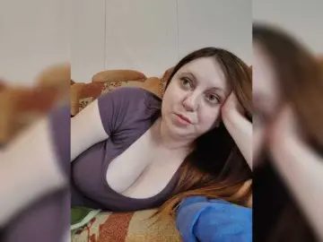 MilfaSguirt  live sex cam