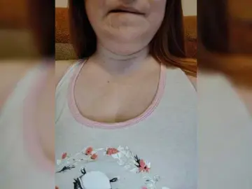 MilfaSguirt  live sex cam