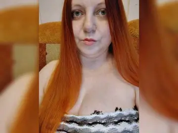 MilfaSguirt  live sex cam