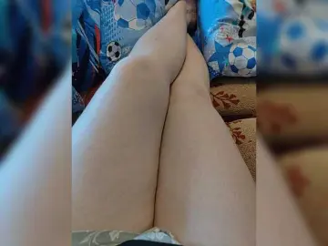 MilfaSguirt  live sex cam