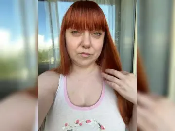 MilfaSguirt  live sex cam
