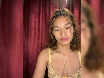 Nathie01  live sex cam