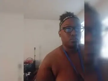 Quaylababe1  live sex cam