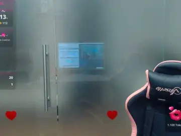 SarahStone  live sex cam