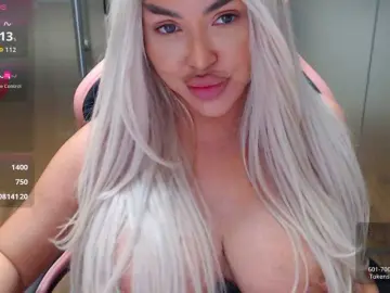 SarahStone  live sex cam