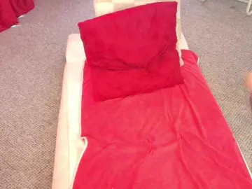 SlimTemptation  live sex cam