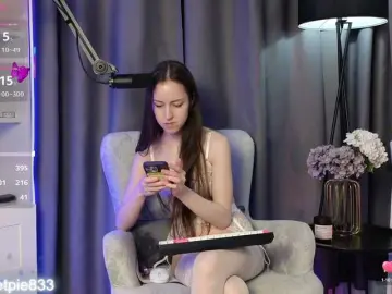 SweetPie  live sex cam