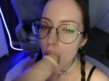 SweetPie  live sex cam