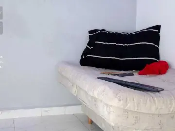 Gigi-loved  live sex cam