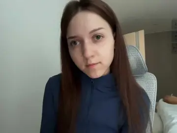 Monnymoonn  live sex cam
