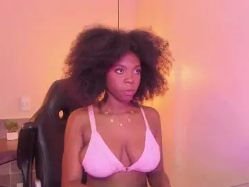 AmiraJones  live sex cam