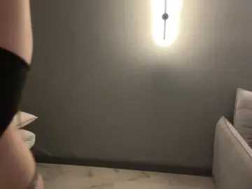 CoraliePomar  live sex cam