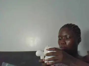 EbonyCandy  live sex cam