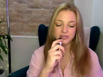 LilyTop  live sex cam