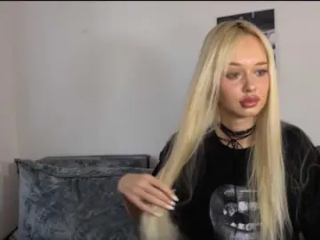 SweetMi333  live sex cam